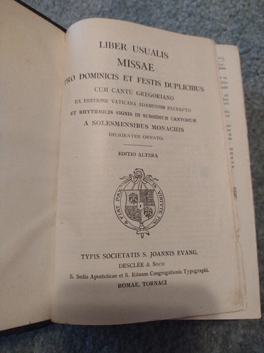 Liber usualis missae pro - liber,