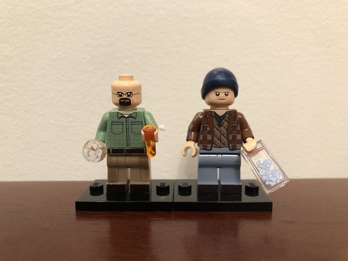 Minifigures com - minifigures.com,