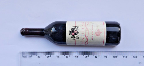 Beaujolais french dry - french, wine