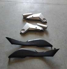 Plastiche Laterali, Cover