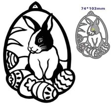 Coniglio pasquale su uova