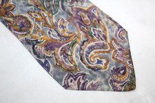 Cravatta in seta UNIVERSAL STUDIOS Made in Italy F41139