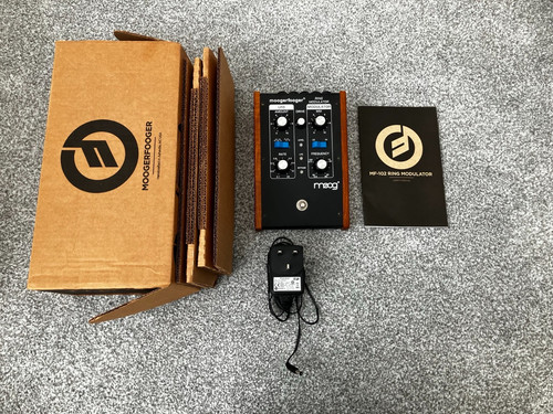 Moog moogerfooger 102 - mf,