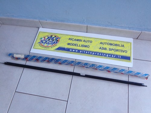 Modanatura rasavetro interna - rasavetro,