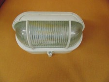 PLAFONIERA  A PARETE PER ESTERNO bianca  PORTALAMPADE E27 OVALE IN VETRO