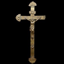 Antico crocifisso da altare in