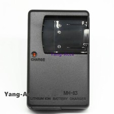 Caricabatteria MH-63 per Nikon