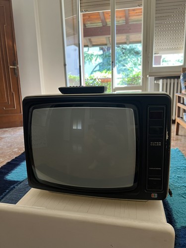 Vintage grundig super - grundig, color