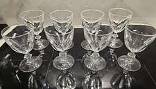 8 verres a Vin Blanc en