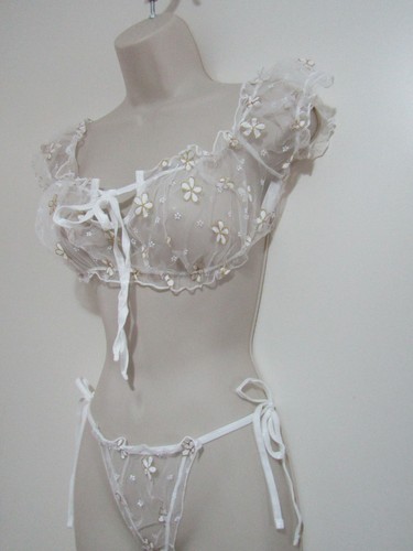 Sheer white mesh daisy - sheer,
