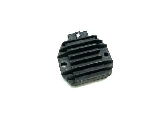 Regolatore tensione - di,