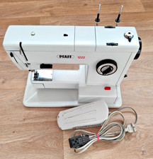 Macchina da cucire Pfaff 1222