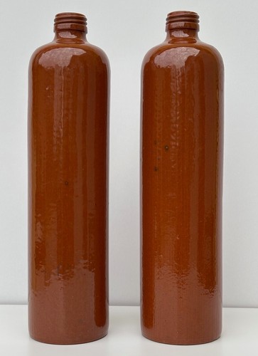 Coppia bottiglie vintage - , in