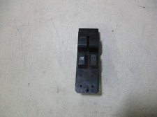 PULSANTIERA ALZACRISTALLI PORTIERA ANTERIORE SX SUZUKI SWIFT III ANNO 2010