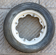 Ruota e cerchio da 10 per Lambretta Li 1 2 3 serie Special TV originale d'epoca