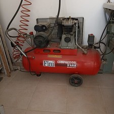 Set compressore d'aria FINI, con 3 pistole pneumatiche ATRO e BOSTITCH e tubi