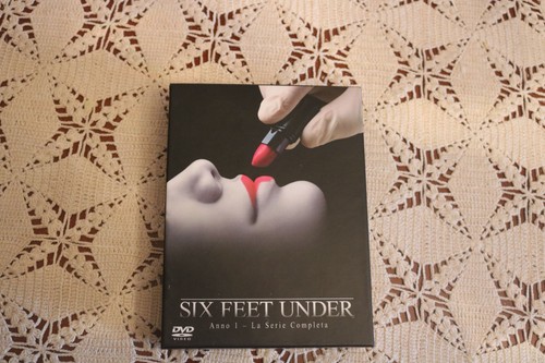 Six feet under anno - six,