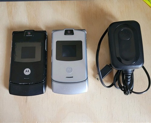 Motorola razr cellphones - v3,