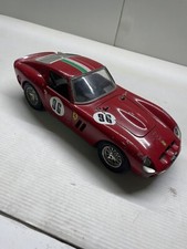 Ferrari GTO 1/18 Burago Made