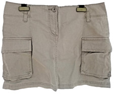 Minigonna beige chiaro Benetton con tasche laterali taglia 42, USATA