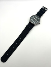 Orologio uomo 24 ore Giorno Data Illuminazione cinturino NATO quadrante nero