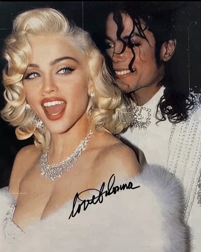 Madonna firmata foto - x, 10