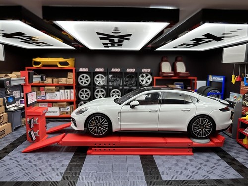 Diorama garage puntelli - 1/18,