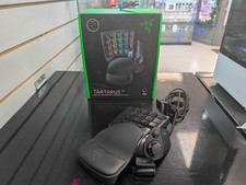 Razer Tartarus V2, cablato