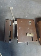 Serratura MG da Applicare Quadro 6 scatola con 3 serrature.