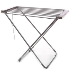 Stendibiancheria elettrico con