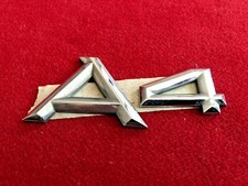 AUDI A4 LOGO SIGLA EMBLEMA FREGIO STEMMA SCRITTA TARGHETTA BADGE TARGA PLACCA