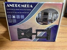 Full Motion Single Arm TV Wall