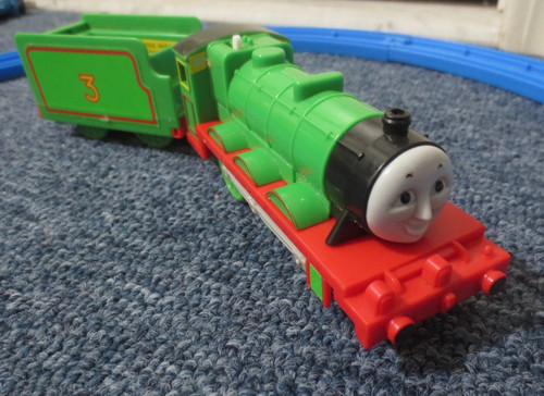 Thomas friends henry - thomas,