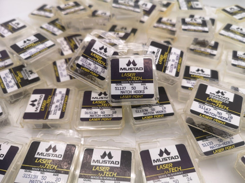 Lotto stock ami mustad 50 - stock,