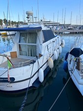 Barca a motore usata 10 metri. Cantiere San Prospero. 6 posti letto 2 motori 