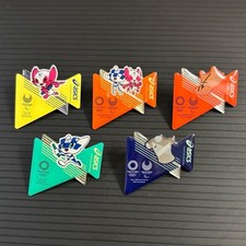 [Non in vendita] Distintivo