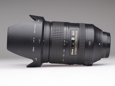 Nikon AF-S 28-300 mm f/3.5-5.6