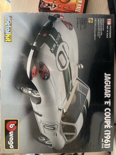 Die cast jaguar coupe - jaguar, e