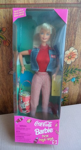 Barbie doll coca - pic, nic
