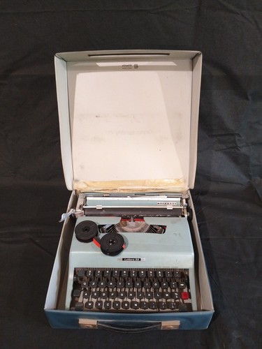 Macchina scrivere portatile - macchina,
