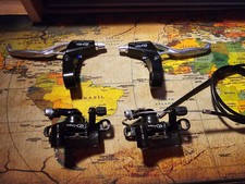 freni meccanici con pinze per bicicletta