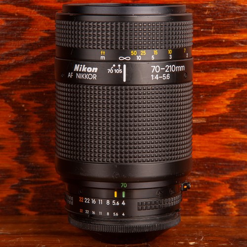 Nikon nikkor 210mm 5 - 70-210mm, 4-5.6
