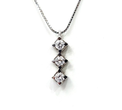 Collana con pendente - , trilogy