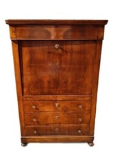 Secretaire francese in stile