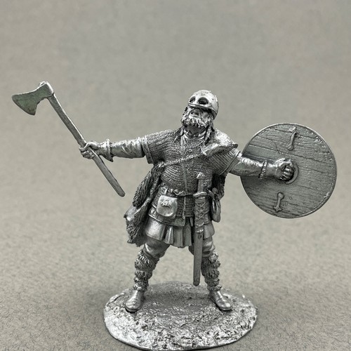 Figurina vichinga mm - 54,