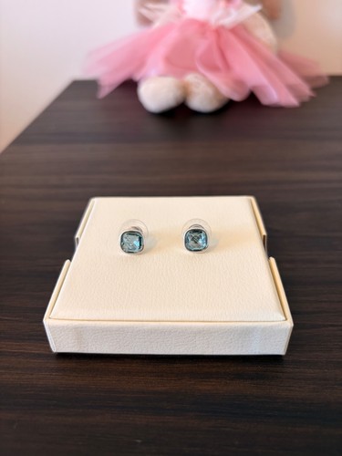Swarovski blue cushion - swarovski, cut
