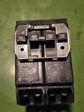 Eaton Cutler-Hammer BQC220230 30 Amp & 20 Amp 2 Pole Quad Circuit Breaker