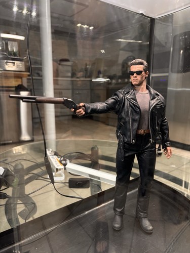 Hot toys dx10 - hot,