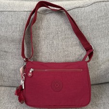 NWT $94  Kipling Callie