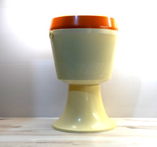 Retro vintage Design Sewing